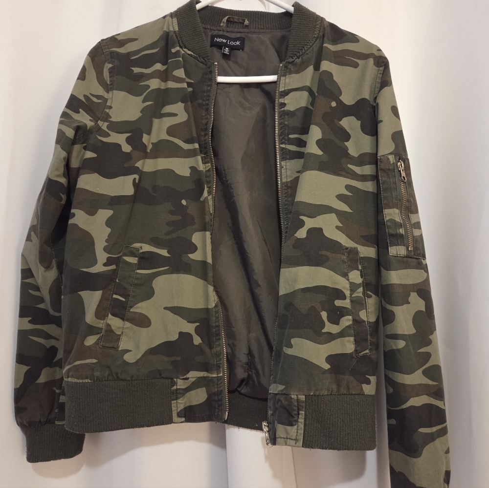 New Look Women's Camouflage Bomber Jacket